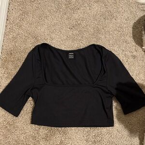 SHEIN Elegant Black Crop Top